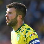 Grant Hanley sẵn sàng chiến đấu cho vị trí chính thức tại Norwich