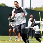 Van Dijk cho rằng Quả bóng vàng không quan trọng bằng thành tích của Liverpool
