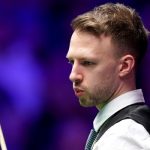 Judd Trump và Mark Williams tiến vào vòng 2 giải bi-da