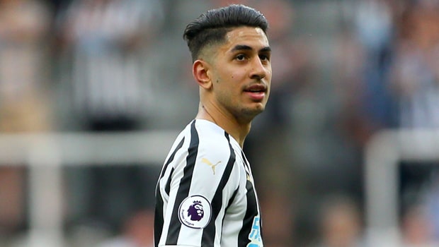 Ayoze-Perez-Leicester-City-min