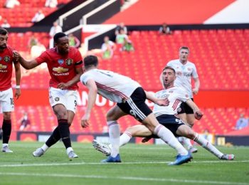 Man United 3-0 Sheffield và cú hat-trick của Martial