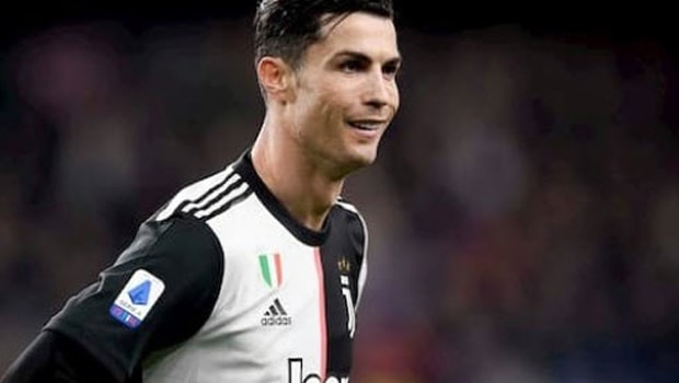 Adebayor ca ngợi tầm ảnh hưởng của Cristiano Ronaldo