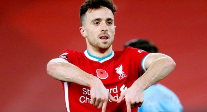 Klopp mặc kệ lời khuyến cáo từ phía bác sĩ về Jota