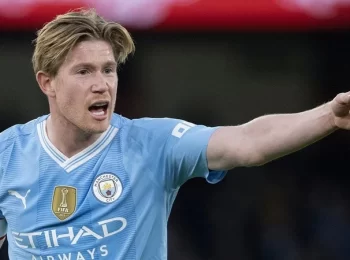 HLV Pep Guardiola muốn giữ chân De Bruyne trước lời mời từ Ả Rập