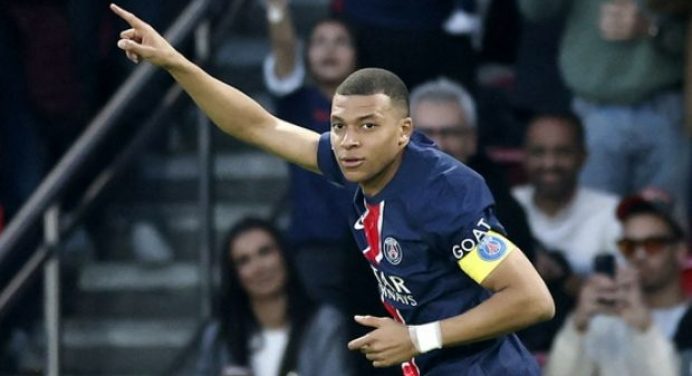 Kylian Mbappe đạt mốc 50 bàn cho ĐT Pháp